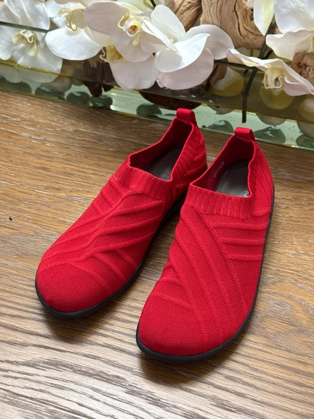 Naot Okahu Red Knit - 8.5 (39)